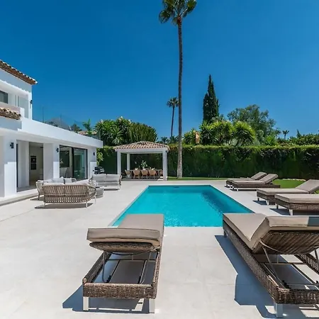 Enjoy A Private Oasis With A Pristine Pool * Villefranche-sur-Mer